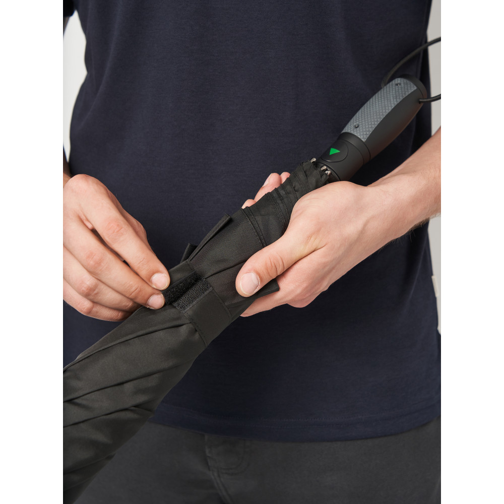 Мужской зонтик антишторм Fulton Vortex G941 Black (Черный)